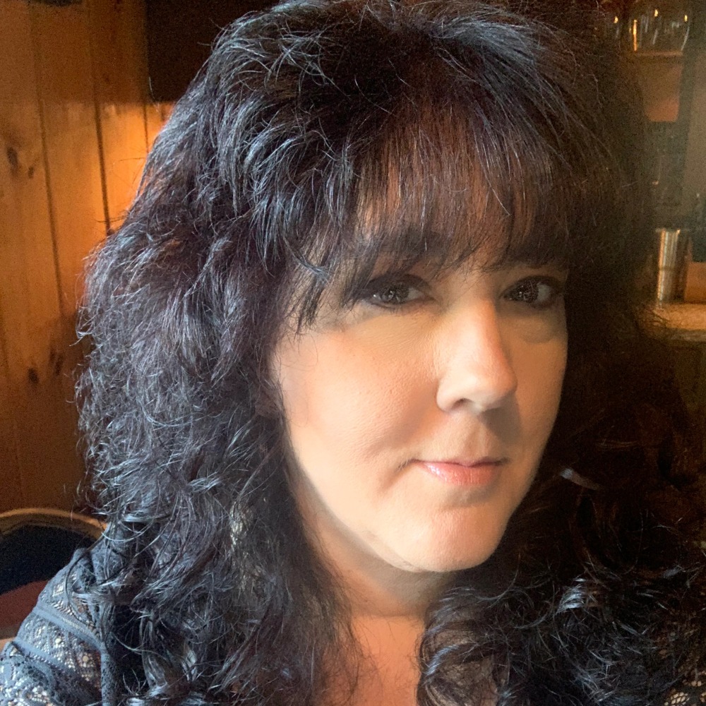 Meet your Posher, Debra